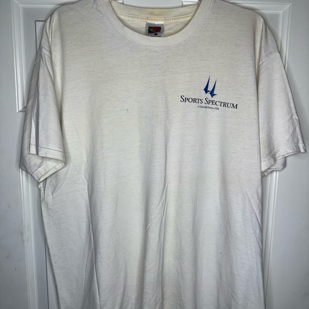 Churchill Downs Sports Spectrum T-Shirt Men’s XL